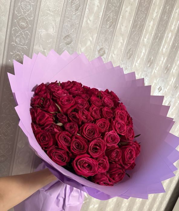 51 шт роза.70 см.