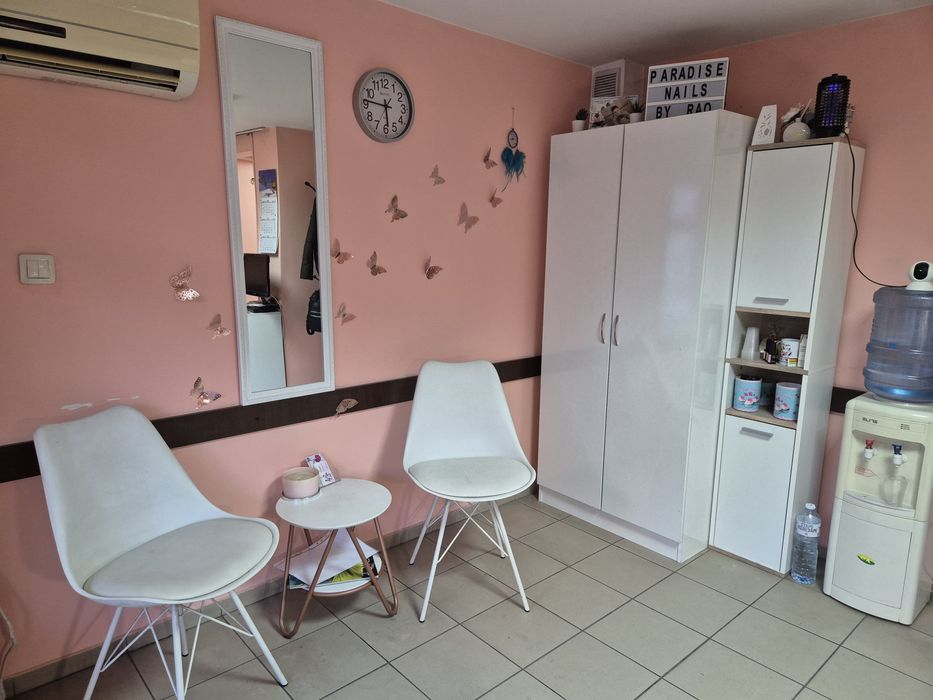 Дава се под наем  в Плевен, Сторгозия -  кв.м за 306 € - Снимка #2