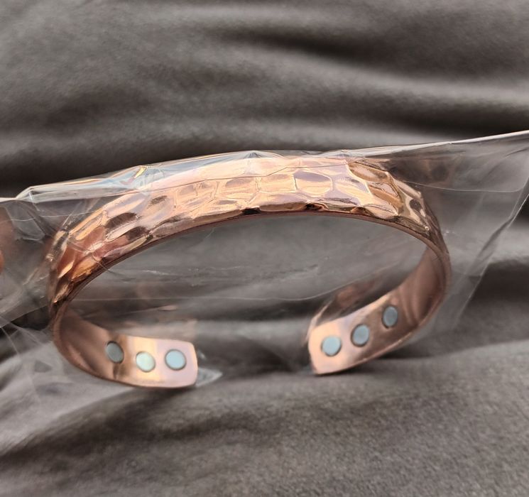 Bratara din cupru cu magneti