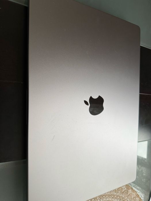 MacBook M1 Pro 16