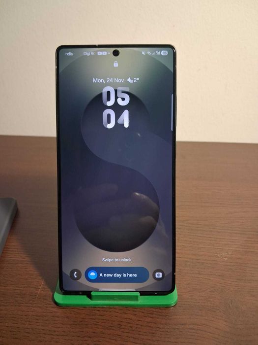 Samsung S25 ultra Tittanium Jetblack colour 512gb just 23 days old.