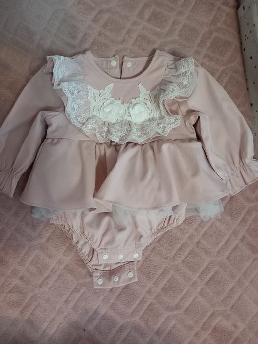 Rochiță tip body și un set de body noi