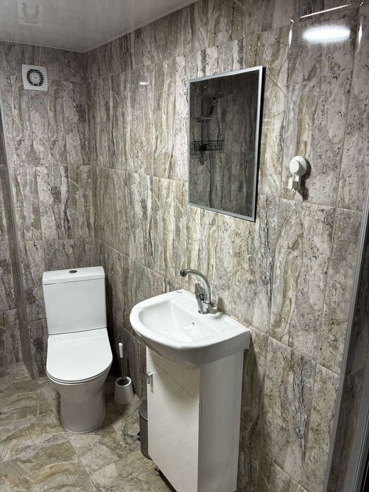 Тристаен апартамент в район Център