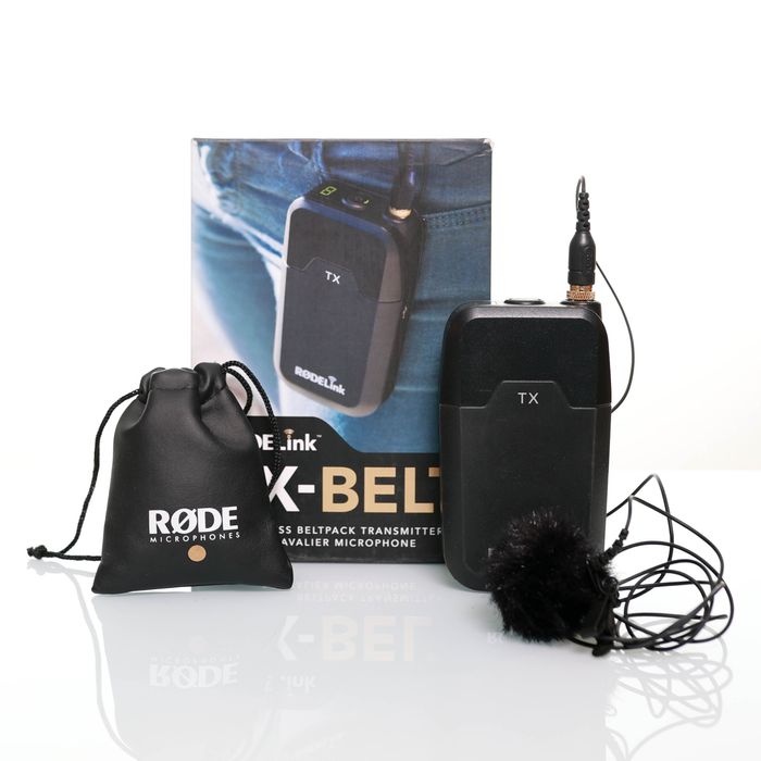 Безжична система за камера с микрофон тип "брошка"