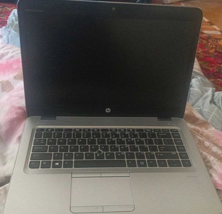 noutbuk hp ram 8gb xotira 256gb