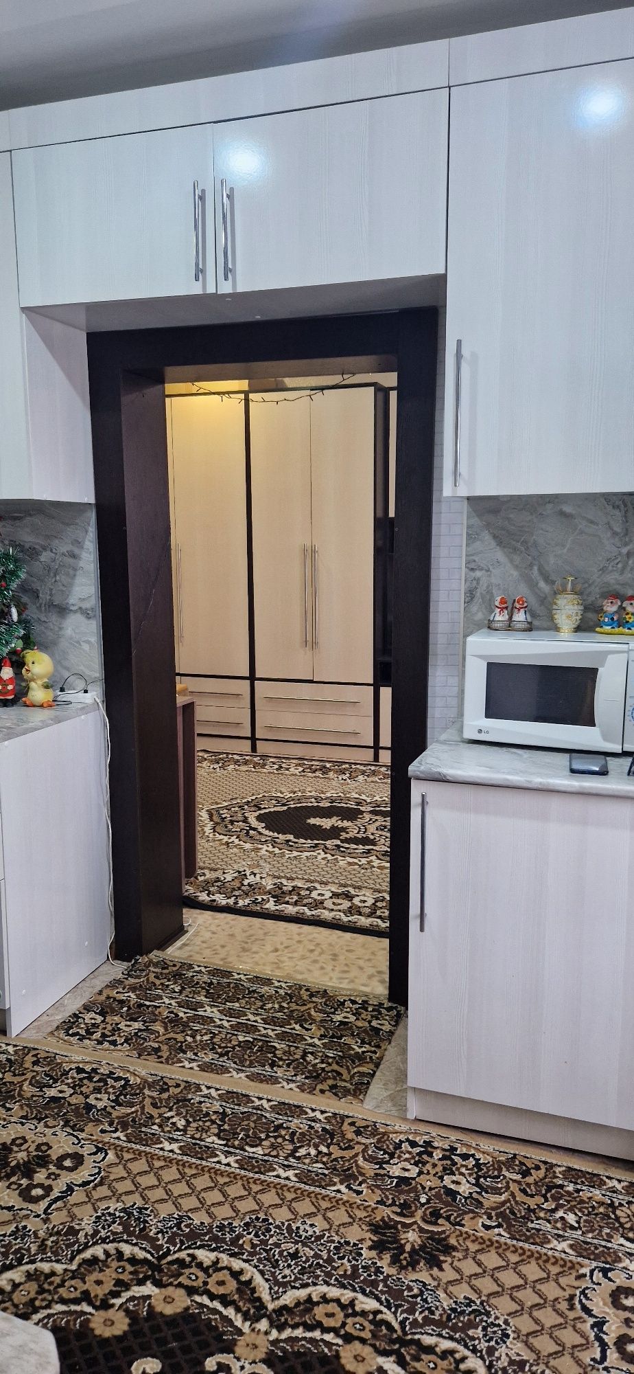Продам часть дома, р-н.Аквапарк"Нептун"28кв,м.с центральным отоплением