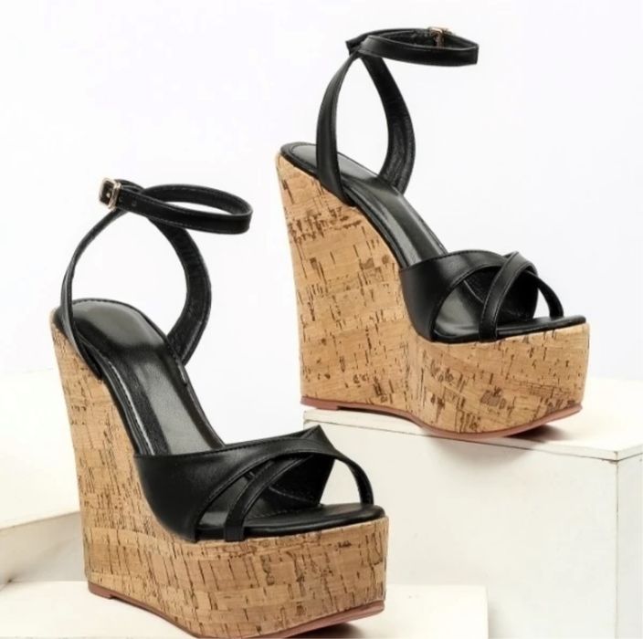 Женская обувь новая