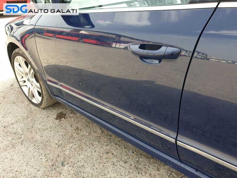 Usa Usi Portiera Portiere Stanga Fata Dezechipata cu Defect Skoda Superb 2 2008 - 2013 Culoare 4711