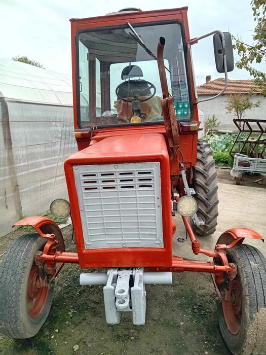 Трактор "Владимировец Т-25" (регистриран) + Селскостопански инвентар