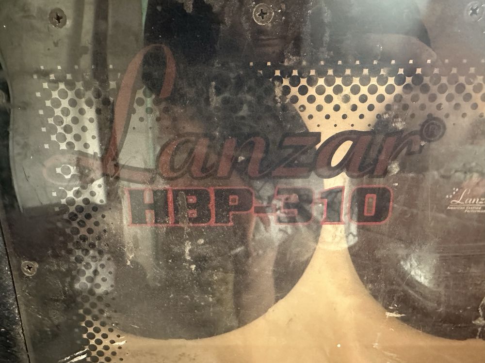 Бас каса Lanzar HBP-310 Triple Bandpass 3x10’’ inches