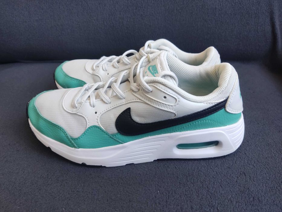 Маратонки   Nike