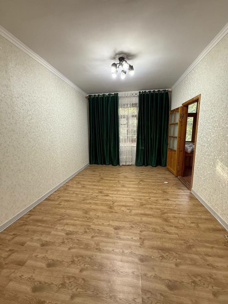 Чиланзар метро продам 2/3/5 панель Раздельные комнаты балкон 1,5/3