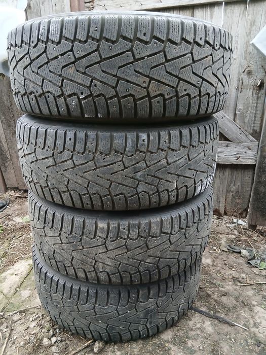Продам зимнюю резину б/у