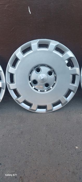 Kalpak r 14 sotiladi. Xolati yengi 1marta qo'yib yechib qo'yildi!