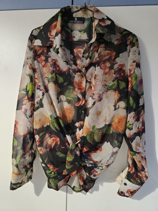 Риза с рози  Sara Sweidan размер  L