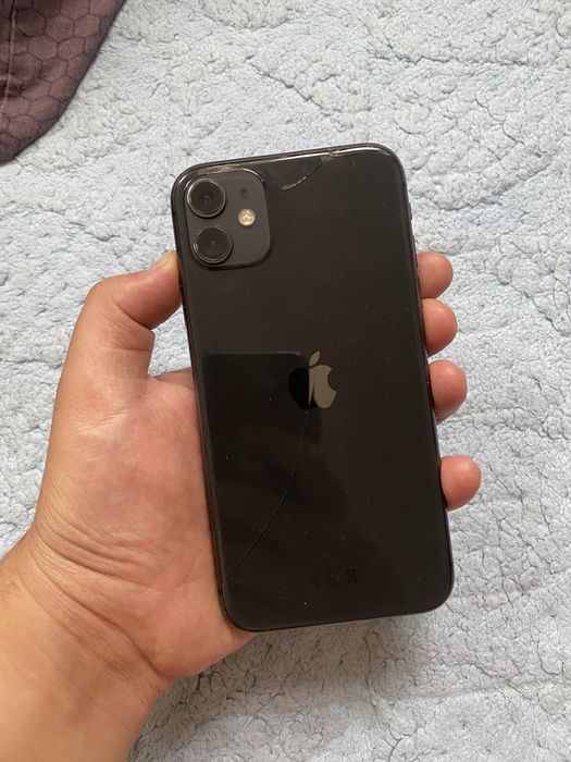 Айфон 11 64 гб продам