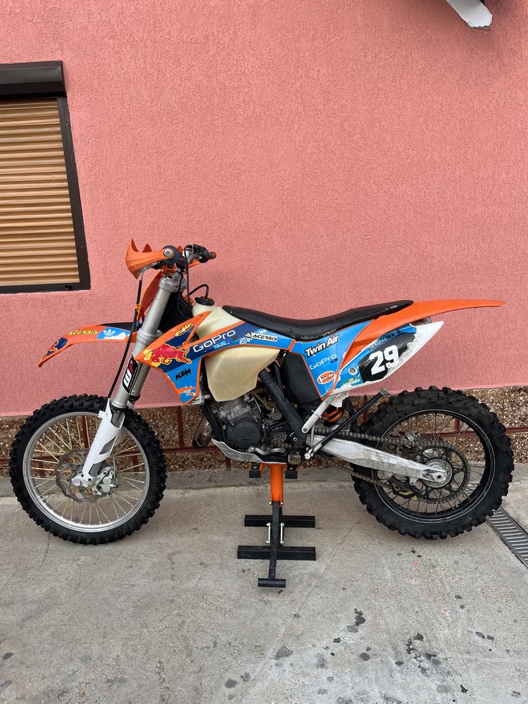 Vând ktm exc 125