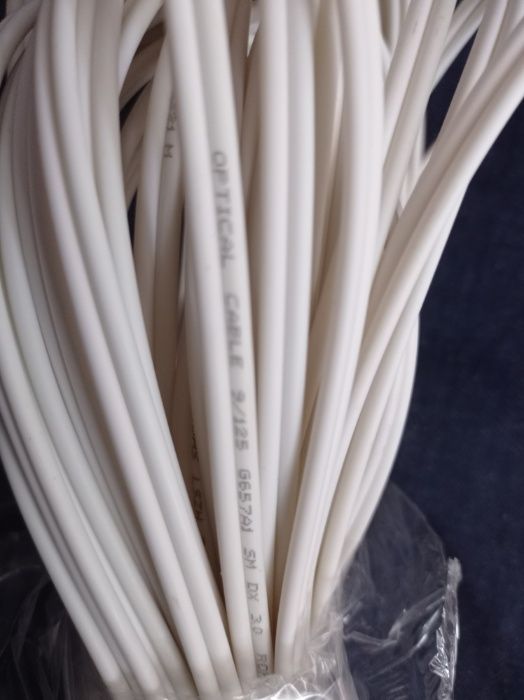 cablu fibra optica 25 m