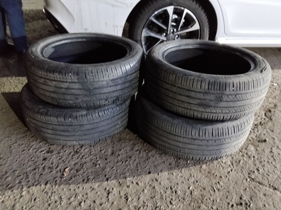 Продам шины R17 205/50 летние