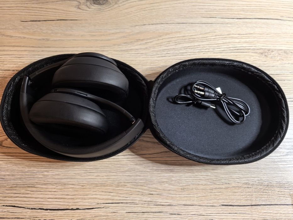 Casti Beats Studio Pro