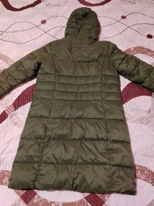 Зелено дълго яке