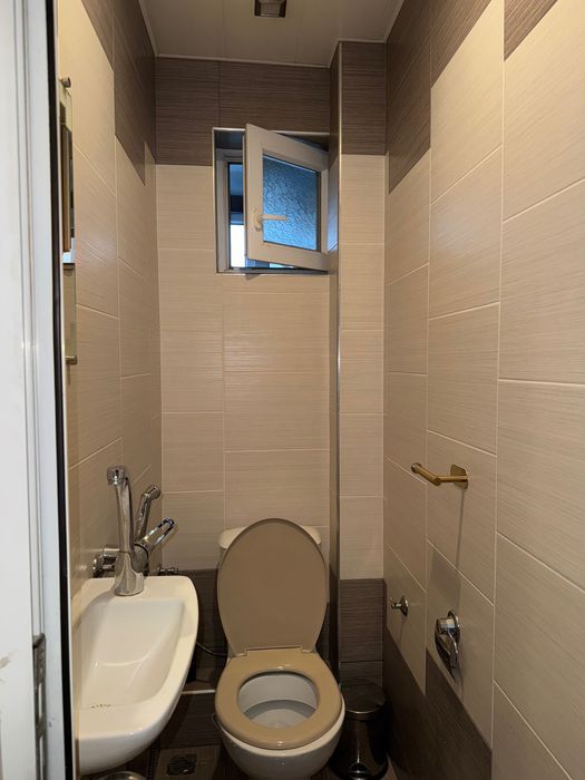 Тристаен апартамент .