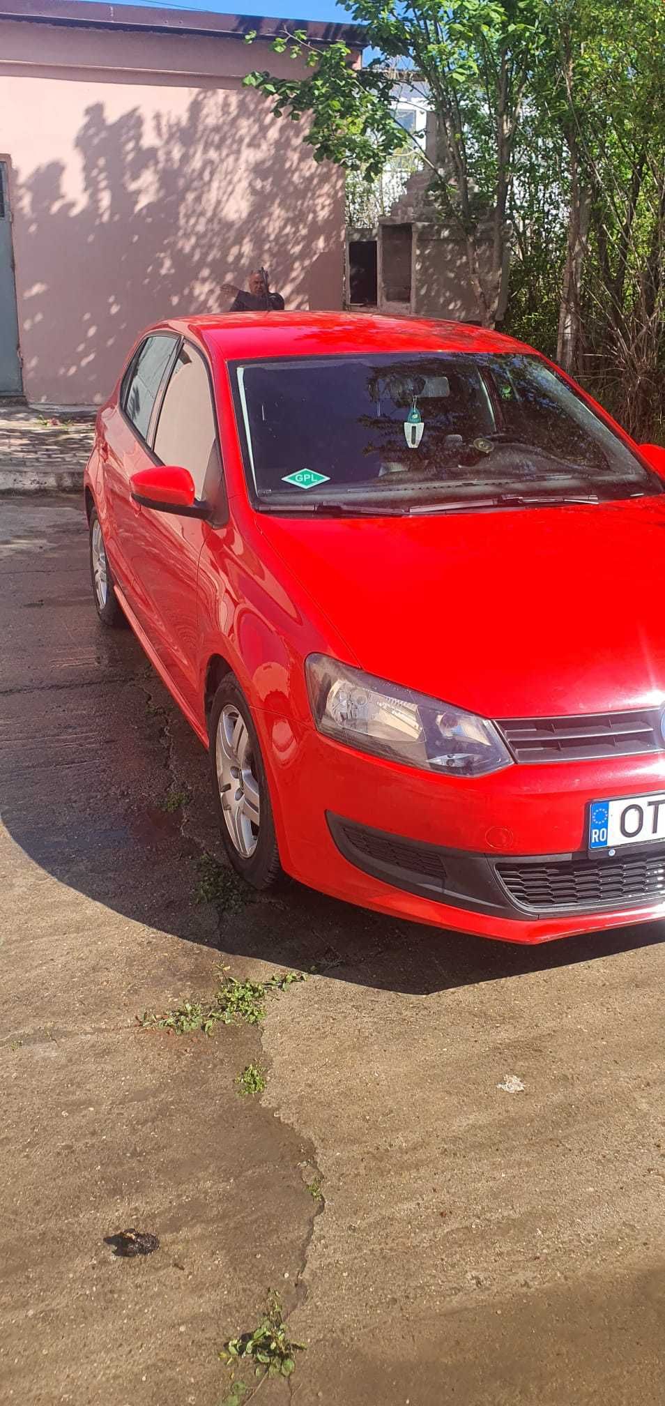 Volkswagen Polo Benzina si gaz