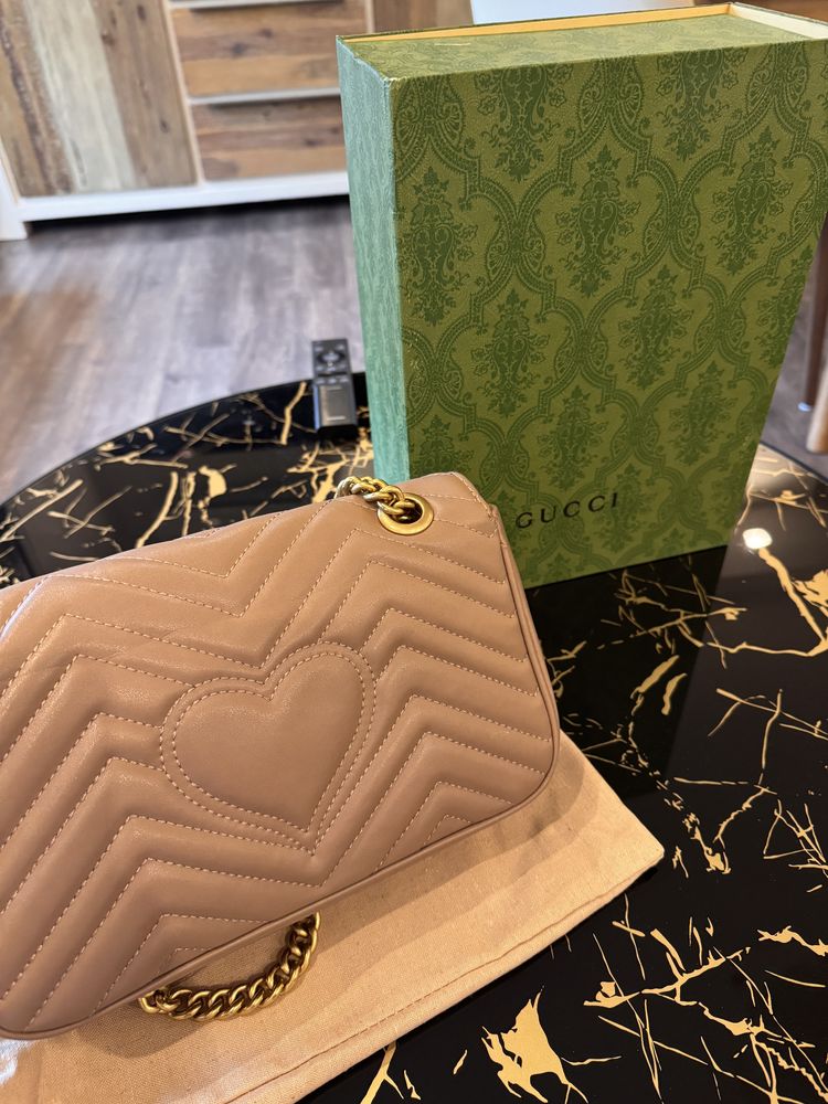 Дамска чанта GUCCI
