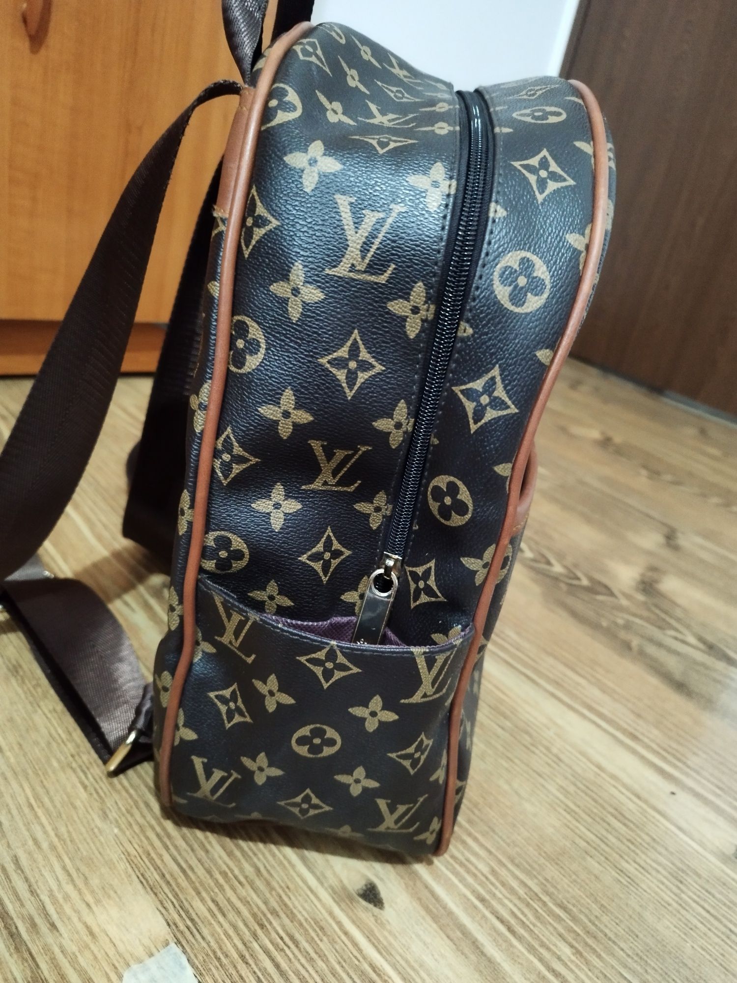 Ghiozdan Louis Vuitton