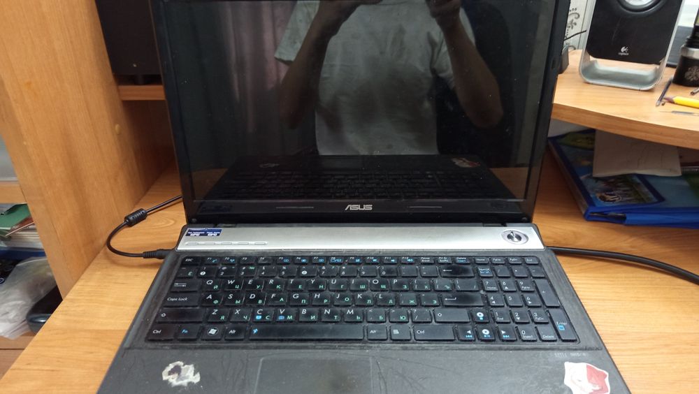 Ноутбук ASUS n61j на запчасти
