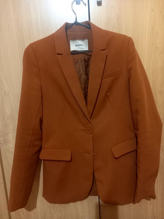 Женские офисные костюмы