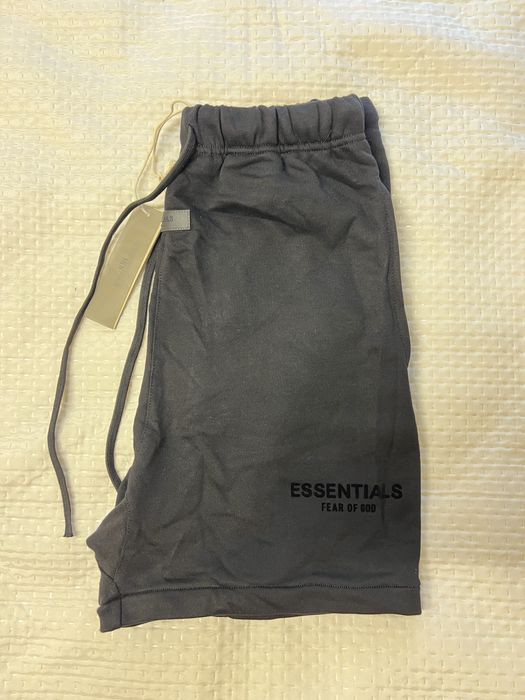 pantaloni scurti essentials