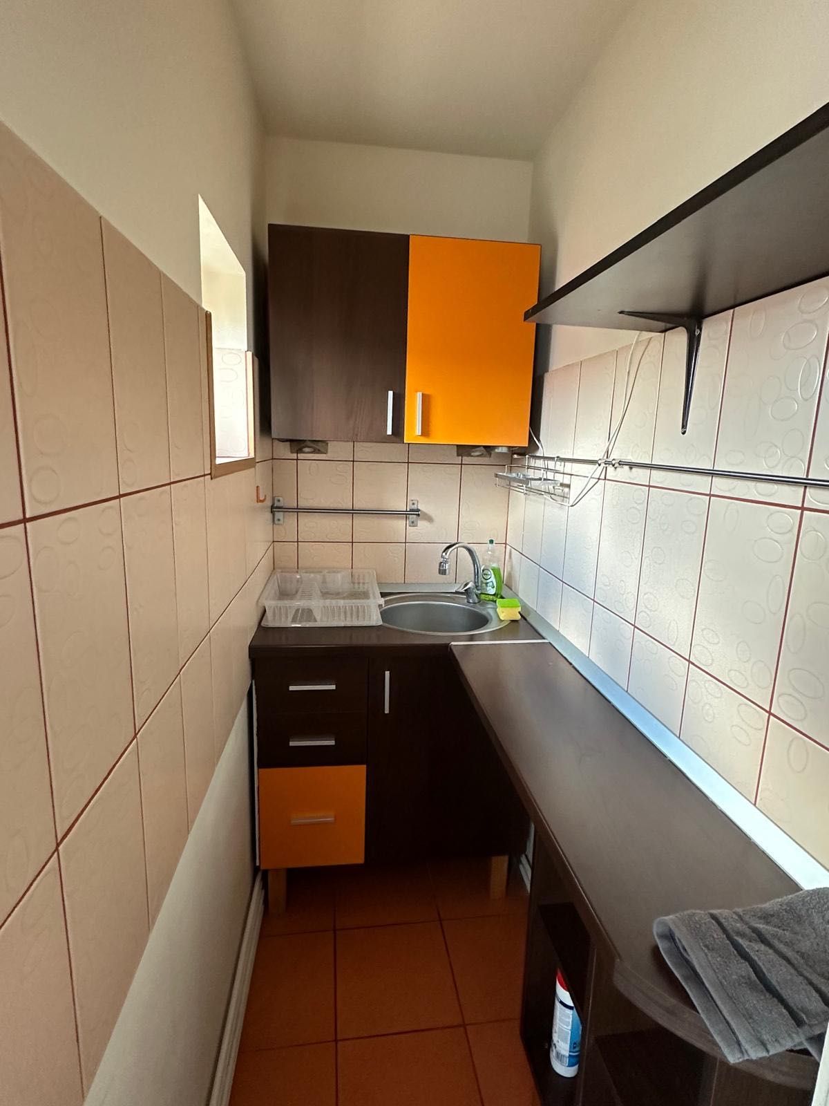 Închiriez apartament 2 camere Micalaca str Abrud