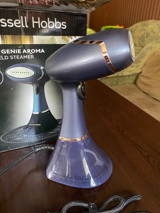 Парна ютия, само е отваряна, не е използвана