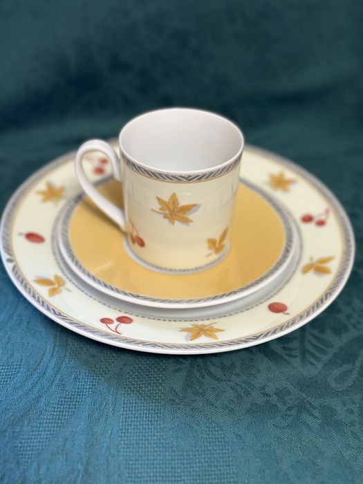 Сервиз за кафе Rosenthal/Розентал с десертни чинии и захарница
