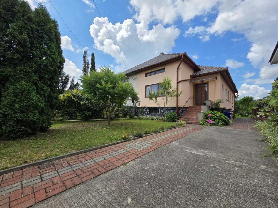 Casă primitoare de vânzare în Seini, aproape de centrul orașului