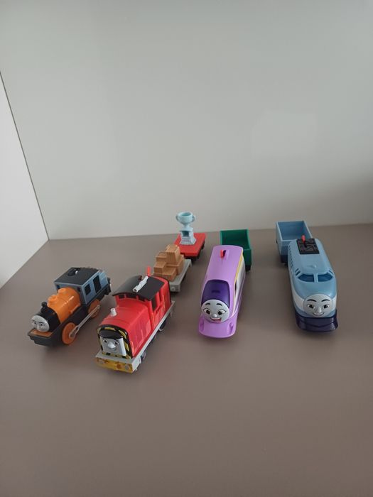 Trenulete de vanzare