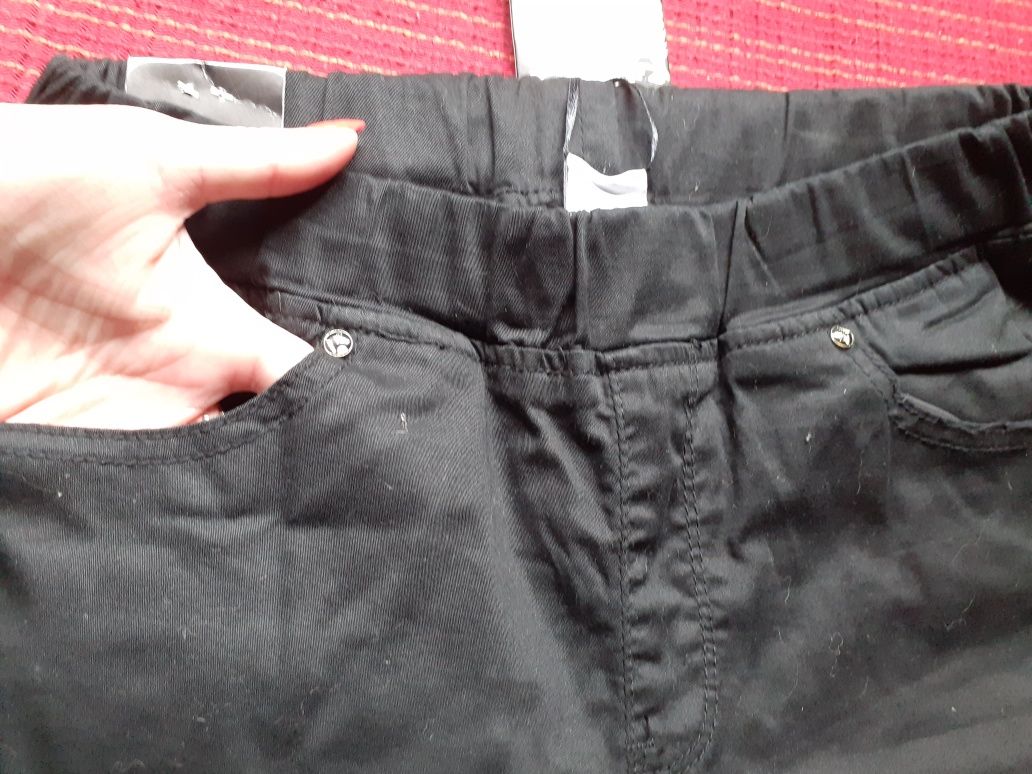 Черен панталон-5лв