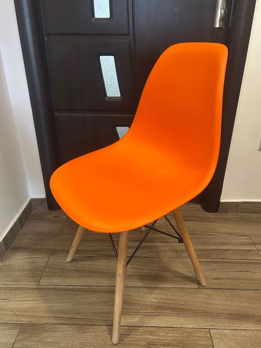 Vând scaune bucătărie