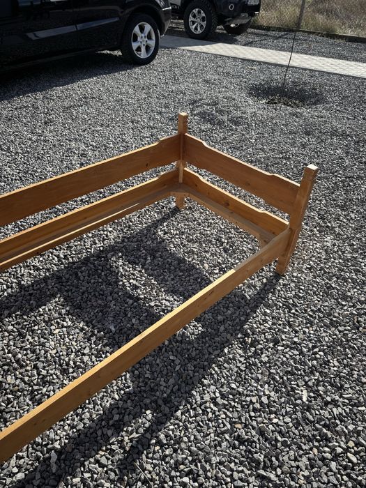 Масивно дървено чегло