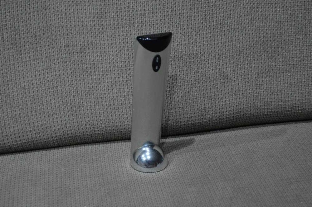 Telecomanda Bang & Olufsen Beo1 (Modelul Clasic 1994-2010)