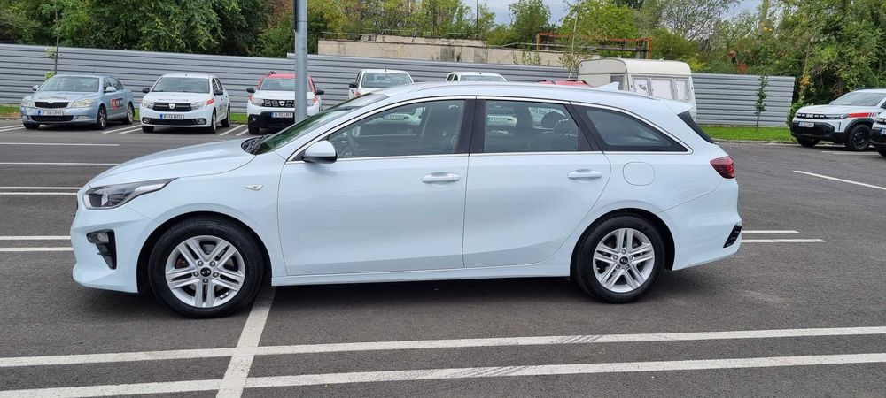 Urgent Kia Ceed 1.6 crdi 136hp