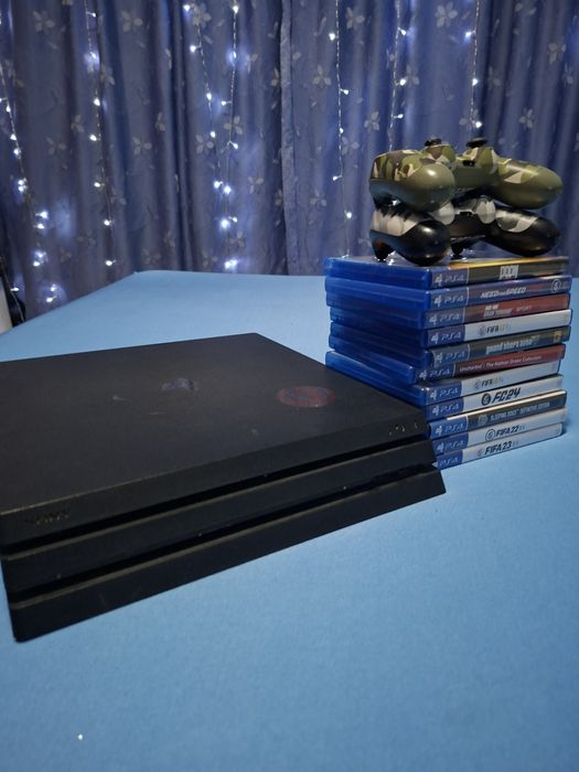Vand PS4 PRO 1TB
