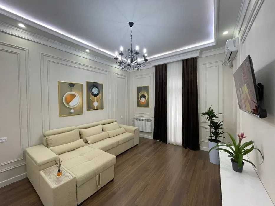 Сдам Срочно Яккасарай ближе к Ойбек метро 2/4/12 172*