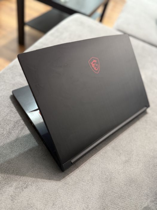 Laptop Gaming MSI GF63