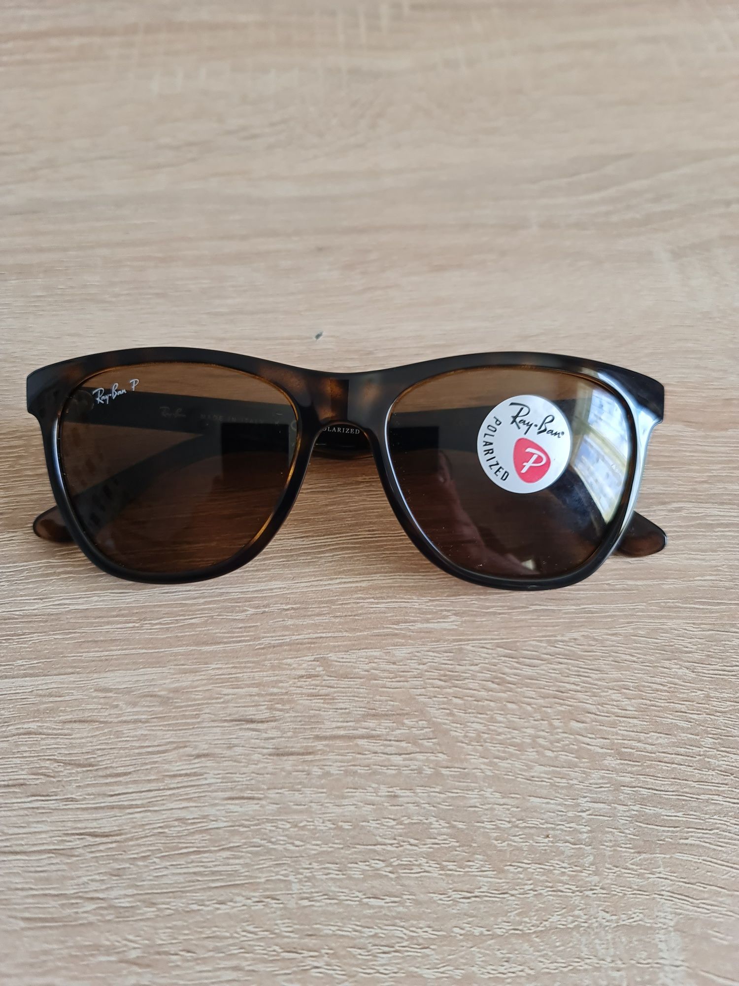 Ochelari de soare Ray Ban  4184