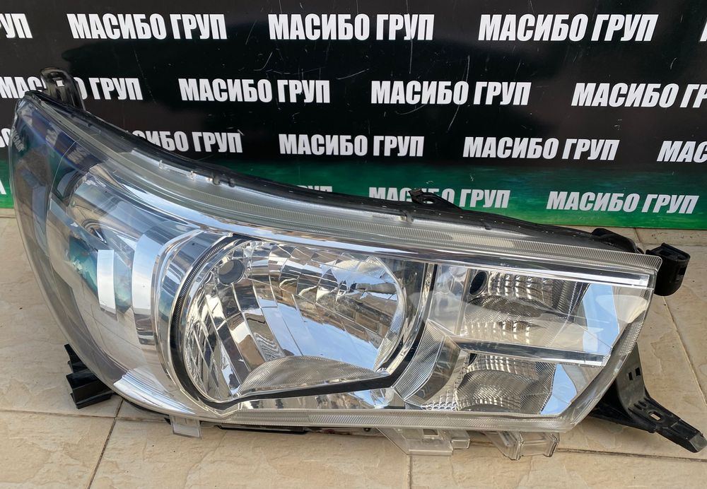 Фар far десен фарове Тойота Toyota HILUX
