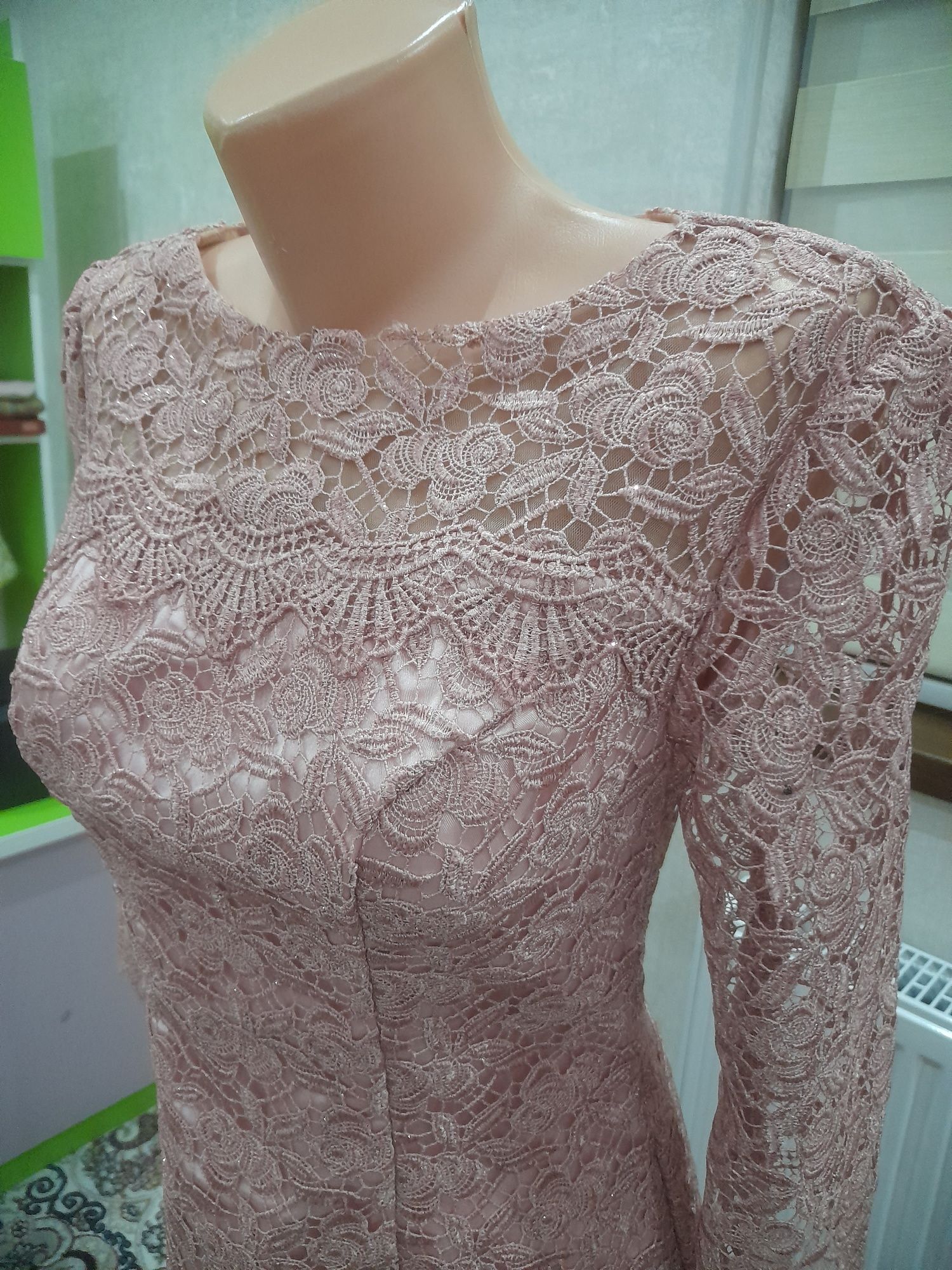 Красивое длинное платье