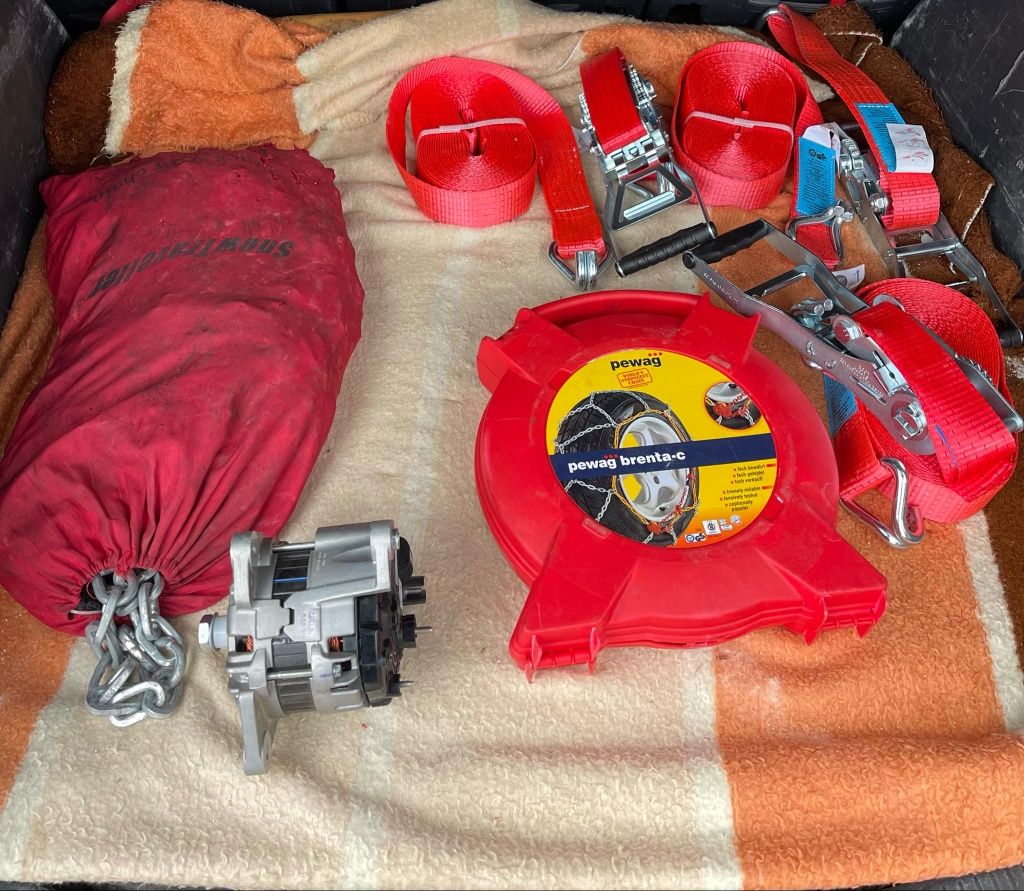 Lanțuri de tractoare ,alternator ,spanifere