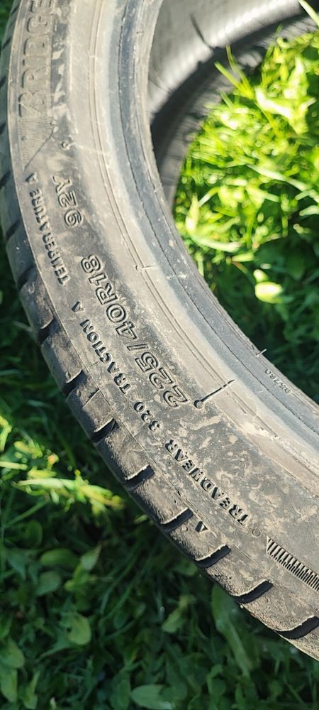 Комплект 225/40R18 Bridgestone Turenza 6